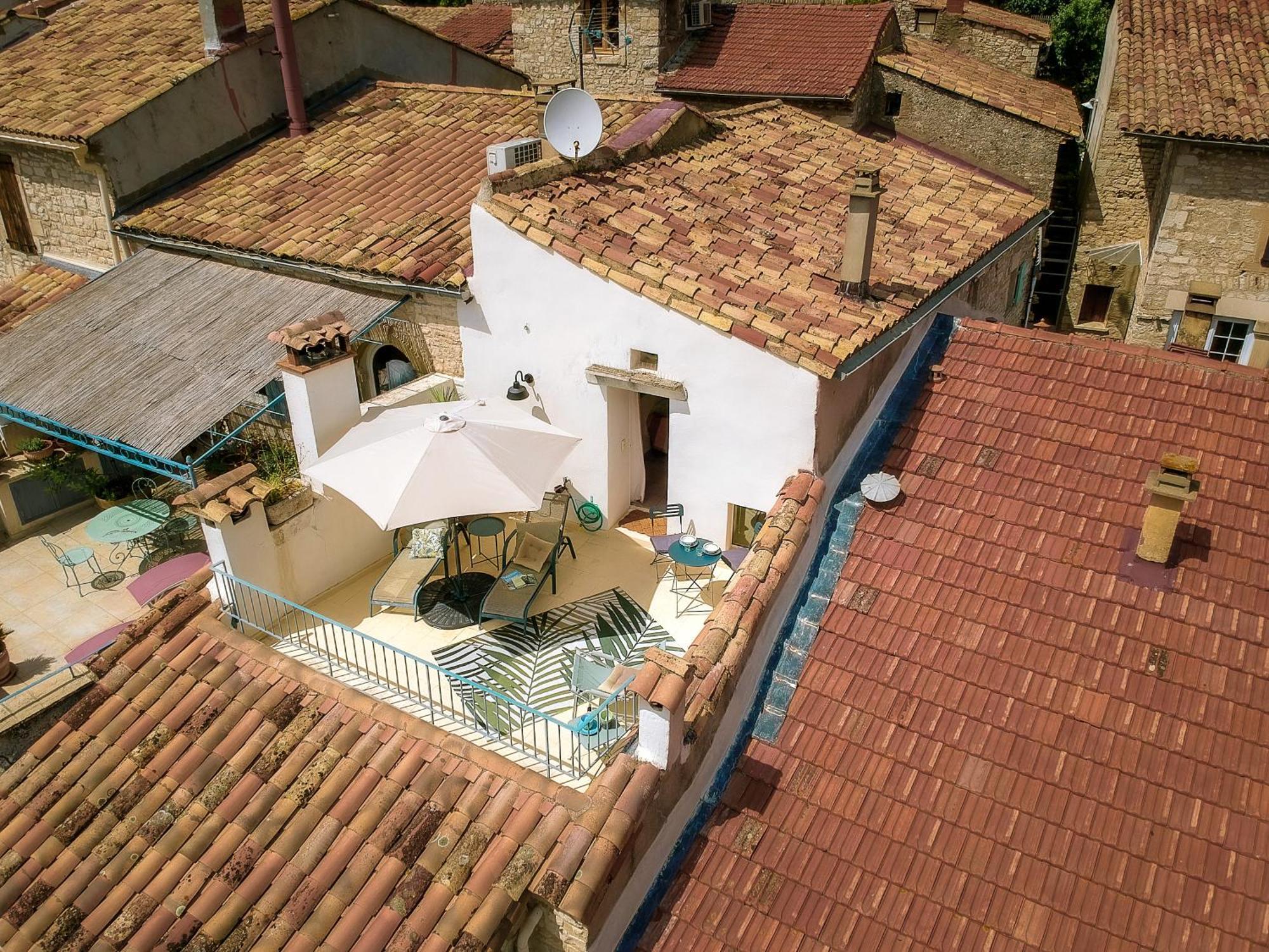 L'Ostal Bestort Vezenobres Exteriér fotografie